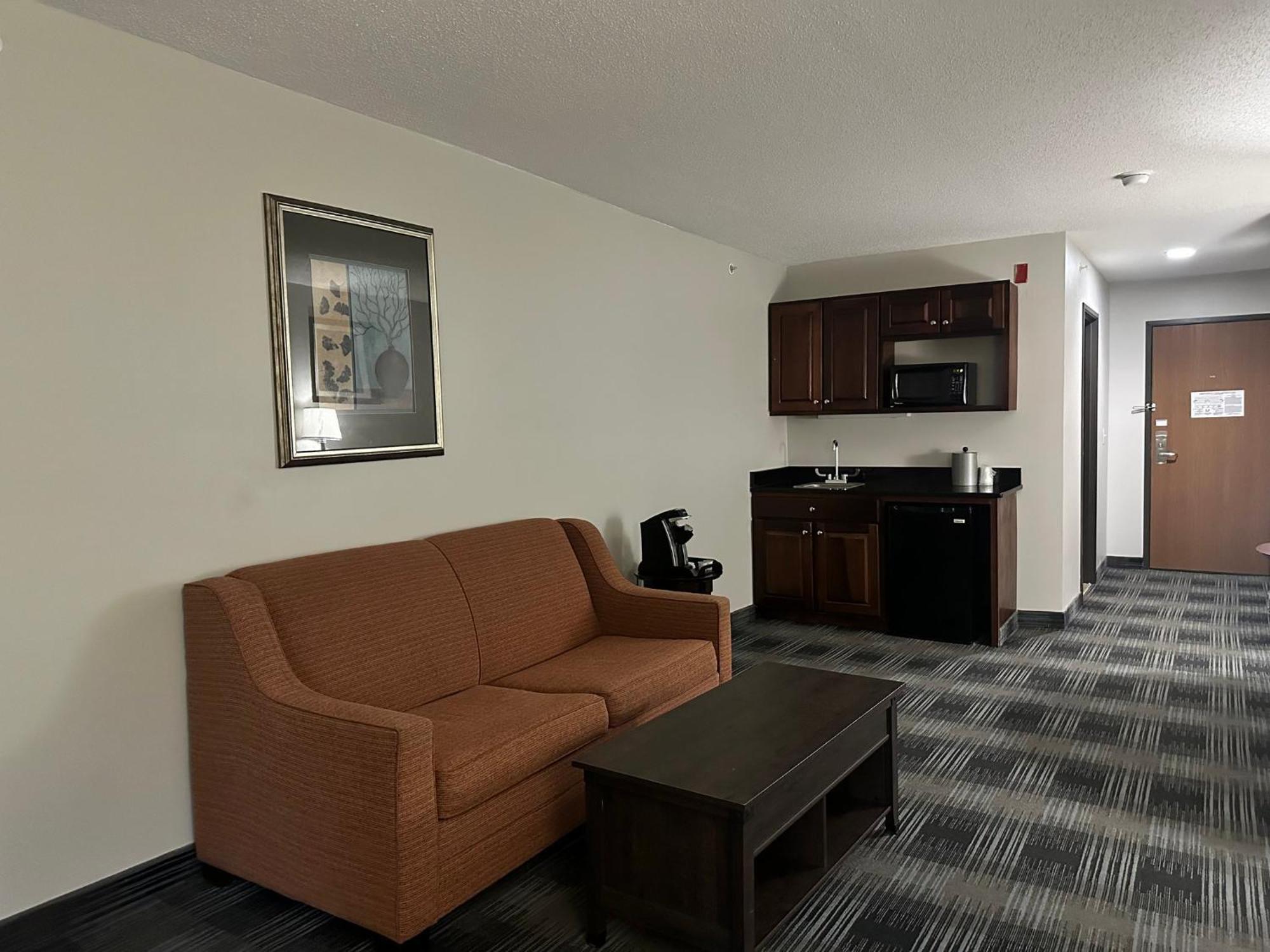 Holiday Inn Express And Suites Meriden By Ihg Buitenkant foto