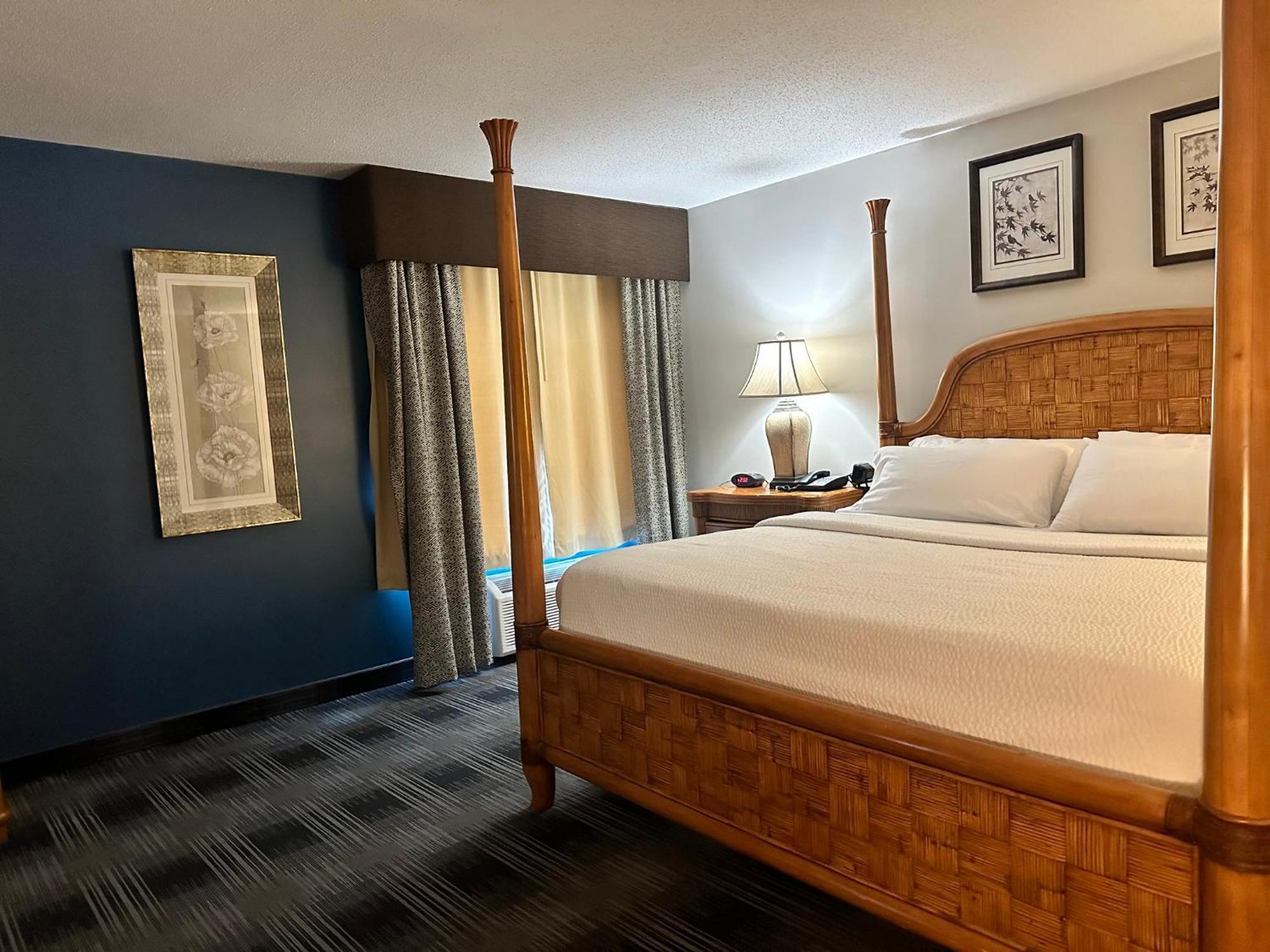 Holiday Inn Express And Suites Meriden By Ihg Buitenkant foto