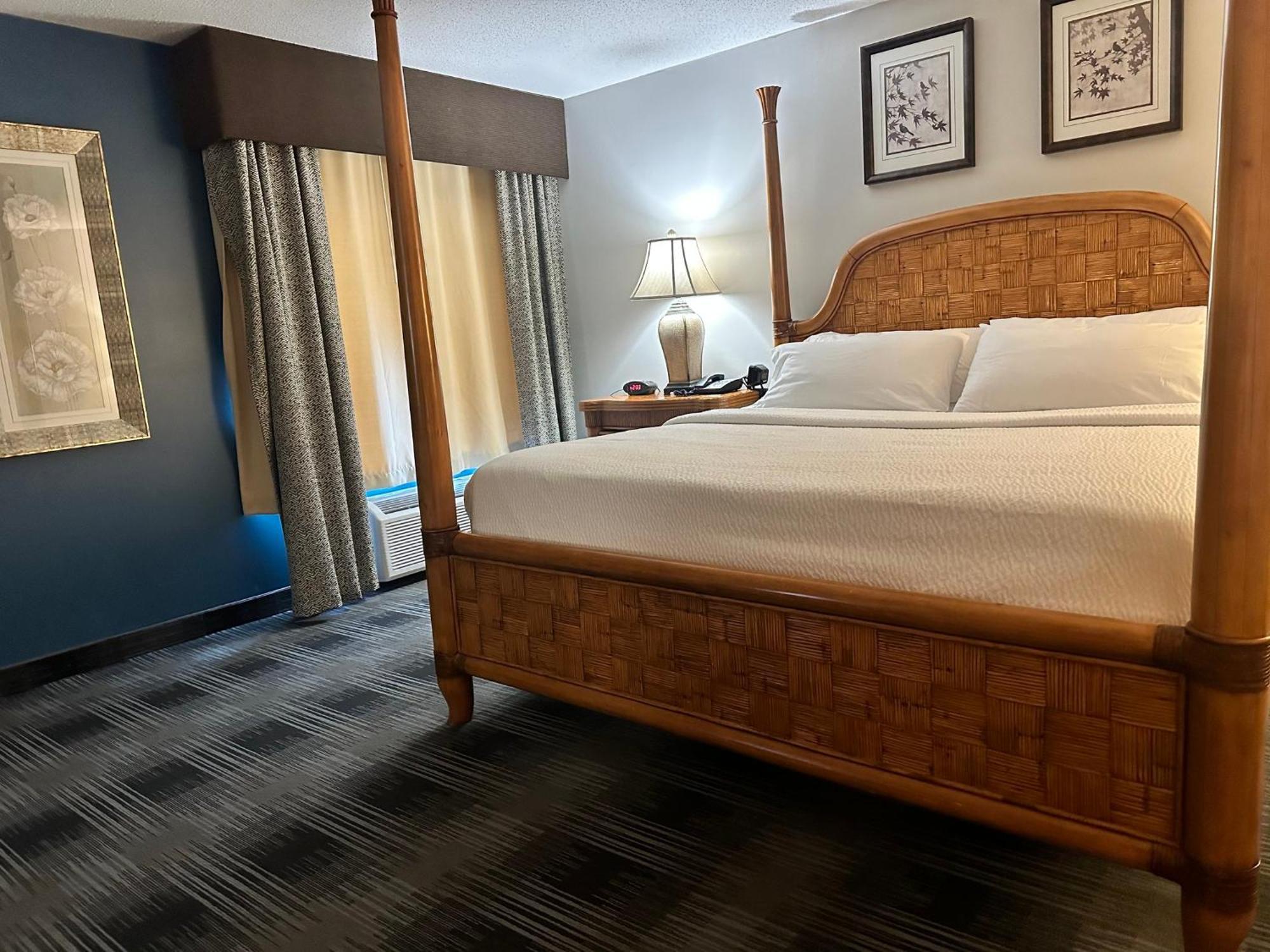 Holiday Inn Express And Suites Meriden By Ihg Buitenkant foto