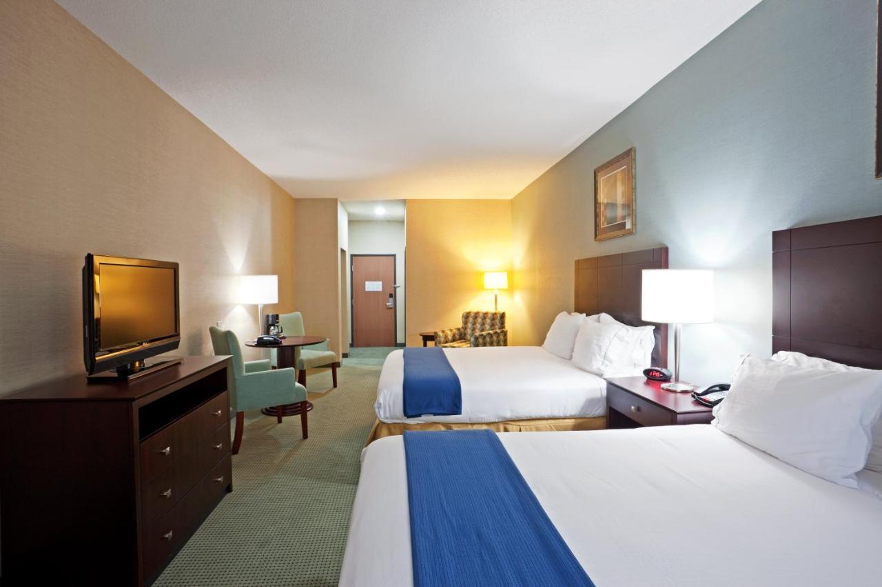 Holiday Inn Express And Suites Meriden By Ihg Buitenkant foto